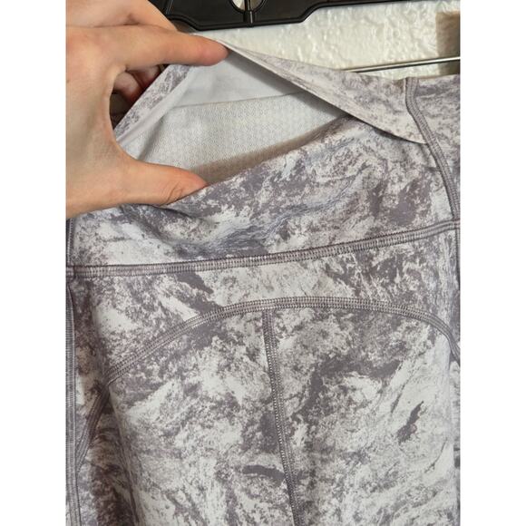 Lululemon Women's Time To Sweat Crop Leggings 23" Inseam Size 10‎ Gym Pockets - Picture 9 of 10